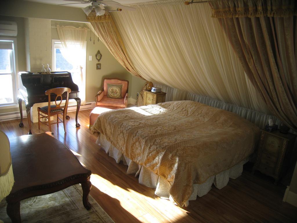 Auberge Marquis De Montcalm Sherbrooke Buitenkant foto
