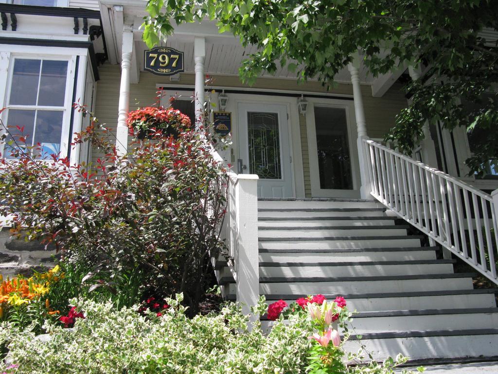 Auberge Marquis De Montcalm Sherbrooke Buitenkant foto