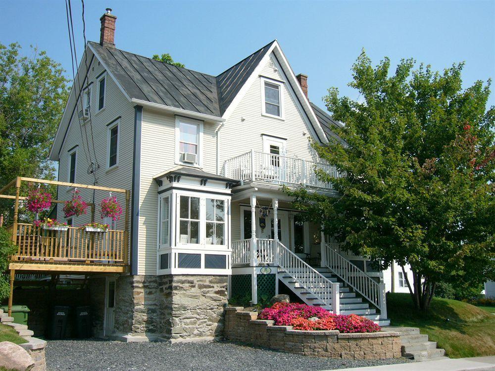 Auberge Marquis De Montcalm Sherbrooke Buitenkant foto