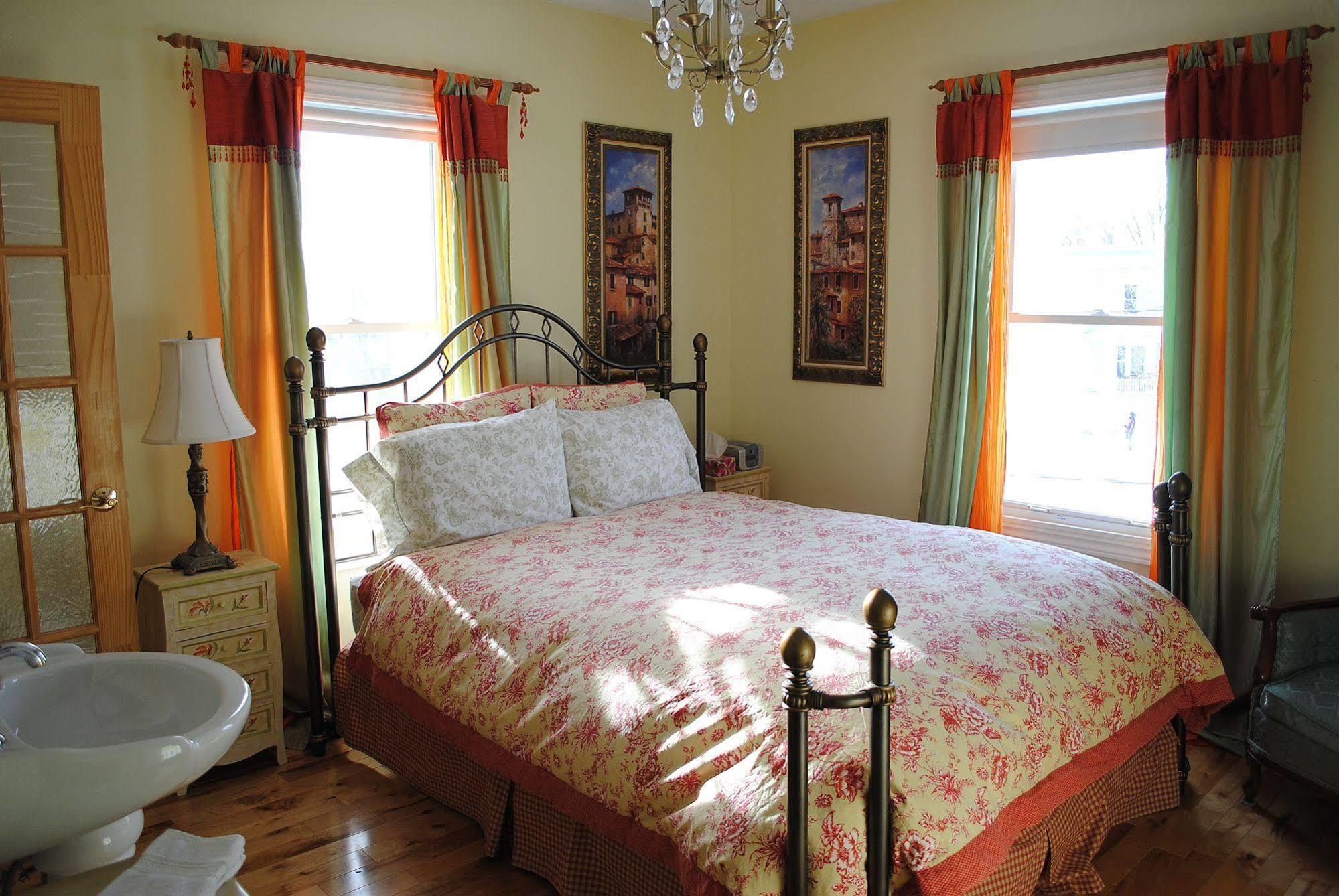 Auberge Marquis De Montcalm Sherbrooke Buitenkant foto